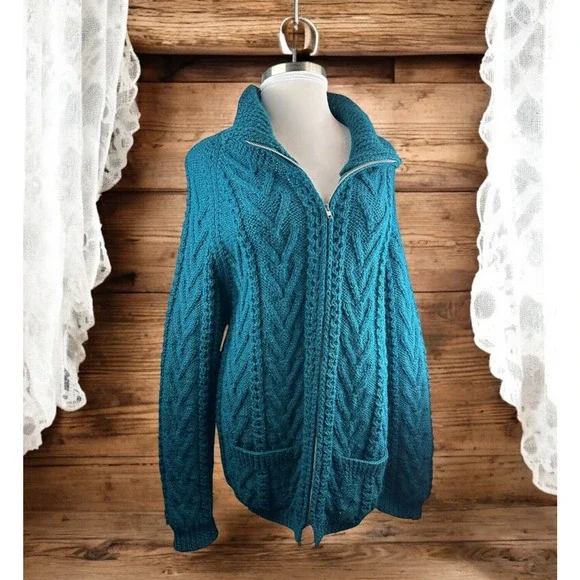 An Irish Traditional Handknit Cardigan Fisherman Sweater Pure New Wool Ireland - Picture 16 of 16